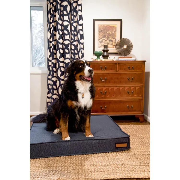 Lounger Large Pet Bed - Navy Newfie